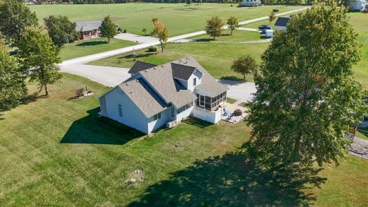 1107 County Road 2340, Moberly, Missouri 65270, HOA KỲ