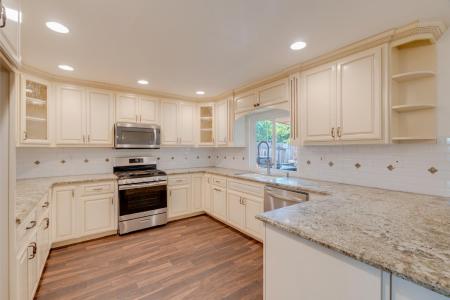 2337 Rainwood Lane, Oakdale, California 95361