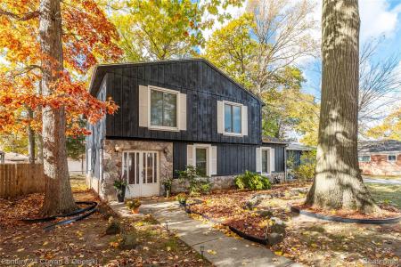 12831 Fenton, Redford Charter Township, Michigan 48239