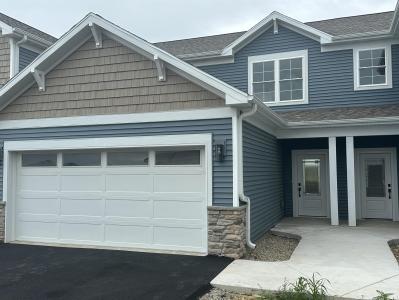 3164 S Bartells Dr Drive , 202, Beloit, Wisconsin 53511, USA