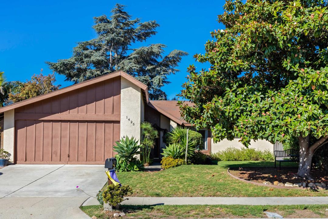 1425 Azalea Drive, Carpinteria, California 93013