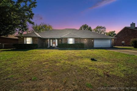 1807 SW 2nd Place, Wagoner, Oklahoma 74467, États-Unis