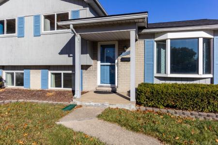 13663 Riverwood, Sterling Heights, Michigan 48312, USA