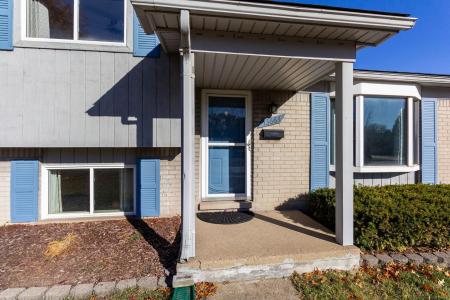 13663 Riverwood, Sterling Heights, Michigan 48312, USA