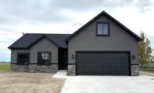 267 W Midland, Auburn, Michigan 48611, USA