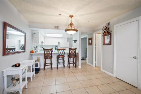 804 W Grondahl , D, Covina, 加利福尼亚州 91722, 美国