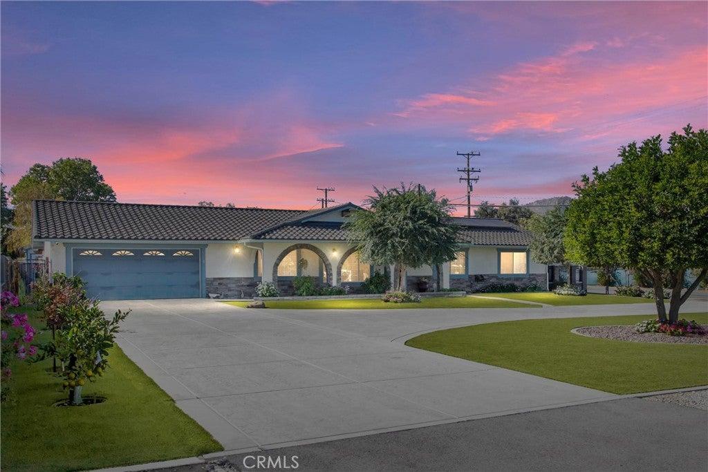 19815 Magnolia, Nuevo, Californie 92567, États-Unis