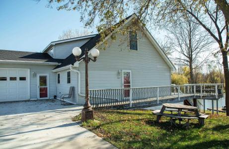 2660 Akron Way, Nashua, Iowa 50658