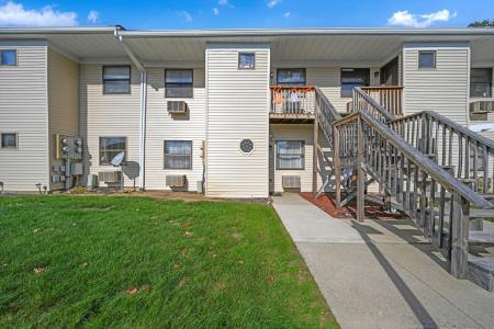 1334 W Wyomissing Ct #Q, West Lawn, ペンシルベニア 19609, アメリカ合衆国