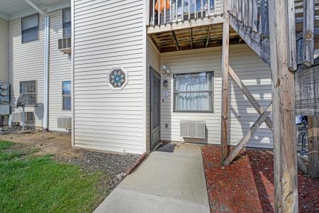 1334 W Wyomissing Ct #Q, West Lawn, Pennsylvania 19609