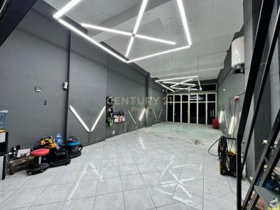 Astiri, Tirana, Albania