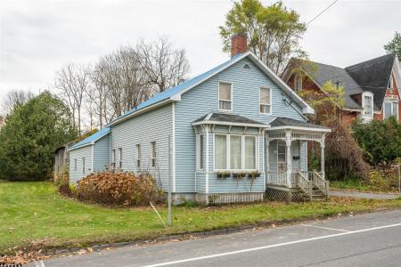 3715  Rue Principale, Dunham, קוויבק J0E 1M0, קנדה 