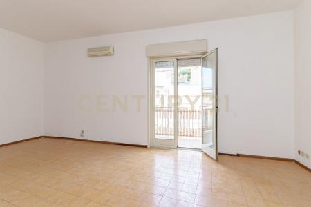 Piazza Umberto I, Motta Sant'Anastasia, Sicilia 95040, Italia