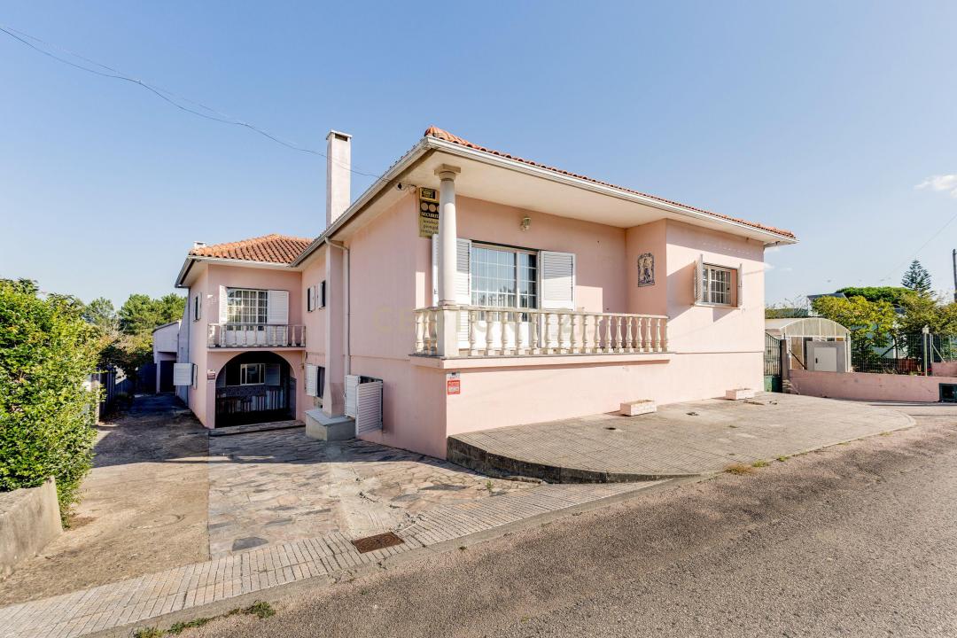 Leiria, Leiria 2405-032, Portugal