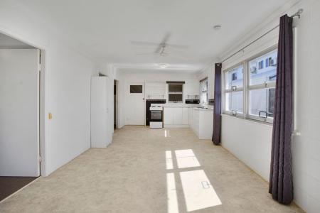 1/224 Broadwater Avenue West, Maroochydore, QLD 4558, Australia