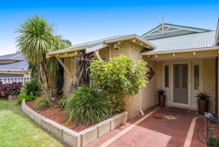 29 Carina Circle, Halls Head, WA 6210, Australie