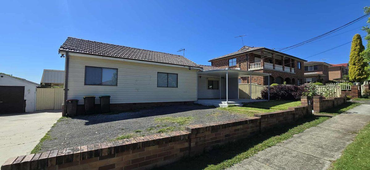 2a Gleeson Avenue, Condell Park, NSW 2200, Australia