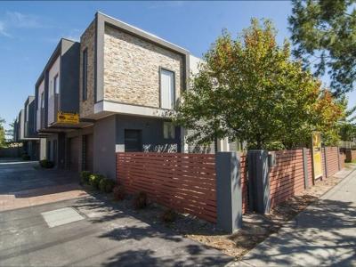 1/24 View Road, Springvale, VIC 3171, Australia