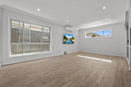 13 Long Reef Circuit, Gregory Hills, NSW 2557, Australia