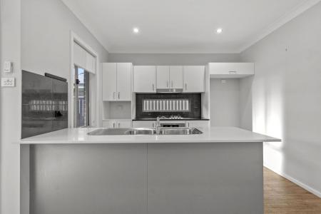 13 Long Reef Circuit, Gregory Hills, NSW 2557, Australia