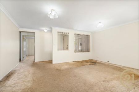 7 Carruthers Drive, Horningsea Park, NSW 2171, Australia