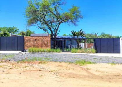 calle sin nombre, esquina , San Bernardino, Cordillera 00001, Paraguay