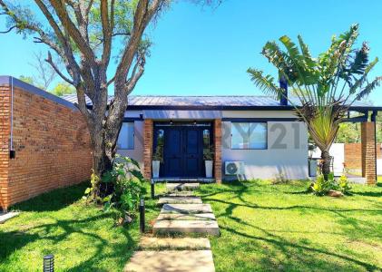 calle sin nombre, esquina , San Bernardino, Cordillera 00001, Paraguay