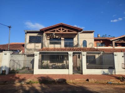 Benito Juarez 818 casi Comandante Benítez , Luque, Central 00001, Paraguay