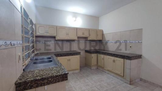 Benito Juarez 818 casi Comandante Benítez , Luque, Central 00001, Paraguay