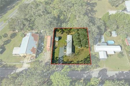 22 Pine Street, Inglis, Florida 34449, USA