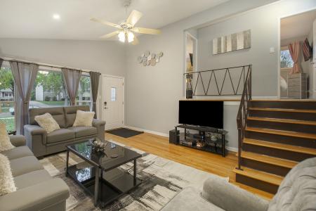 63 S Main Street, Glen Ellyn, 伊利諾州 60137, 美國