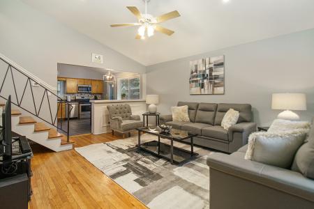 63 S Main Street, Glen Ellyn, 伊利諾州 60137, 美國