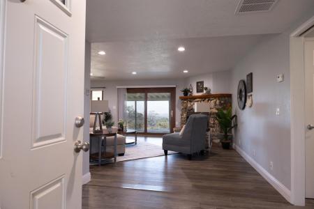 41443 Roaring River Court, Coarsegold, California 93614