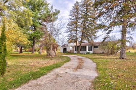 5675 Oak, Vassar, מישיגן 48768, ארצות הברית של אמריקה 