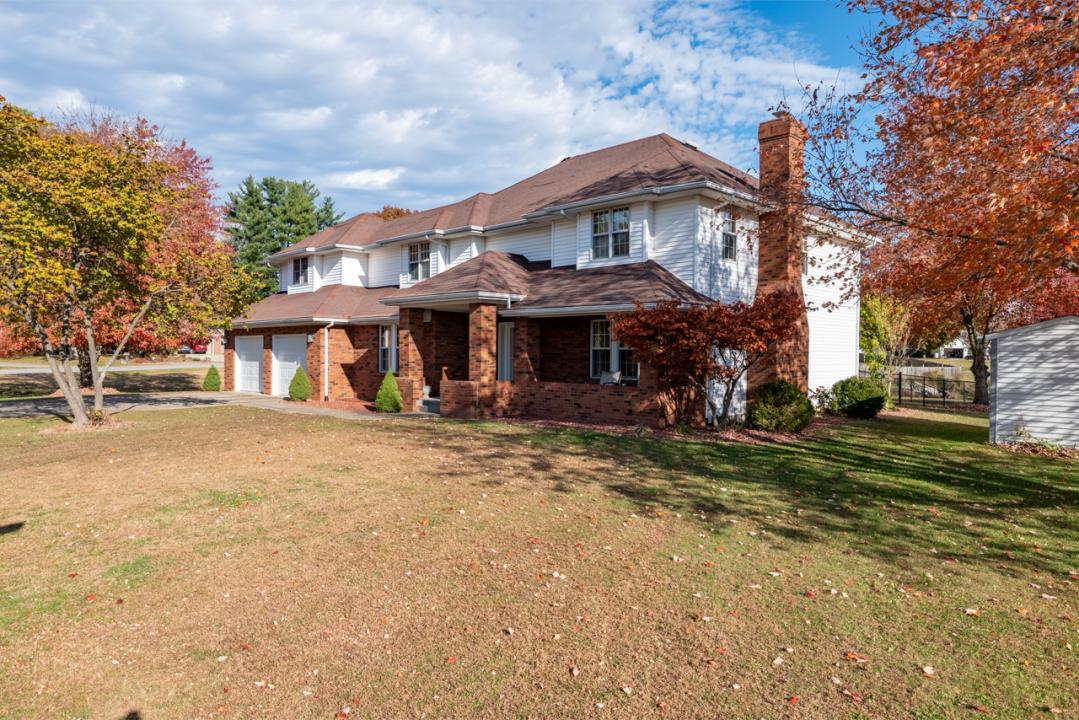 5696 S. Ernest St., Terre Haute, Indiana 47802, USA