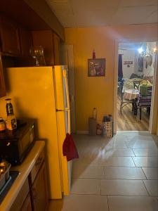 182 W Chew St, Allentown, Pennsylvania 18102, HOA KỲ