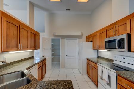 2122 N Springwater Lane, Port Orange, Florida 32128