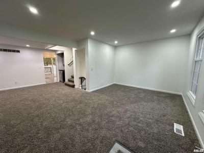 40 N YORKTOWN Road, Macomb, אילינוי 61455, ארצות הברית של אמריקה