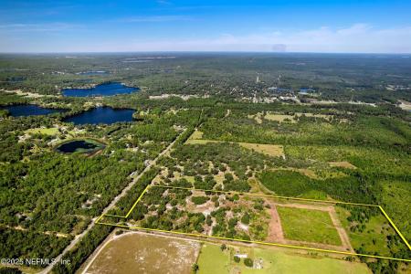 96 BRIDLE Drive, Interlachen, Florida 32148