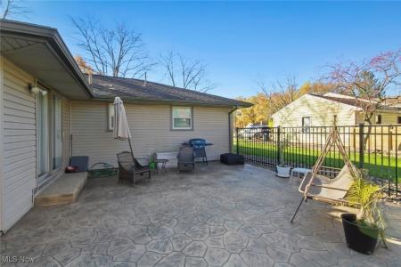 218 Moreland Drive, Canfield, Ohio 44406