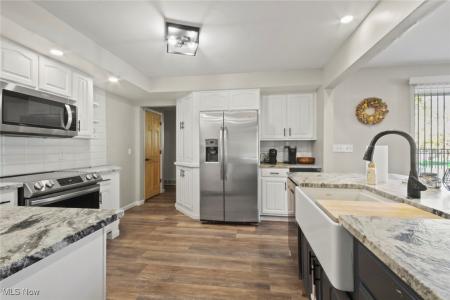 218 Moreland Drive, Canfield, Ohio 44406