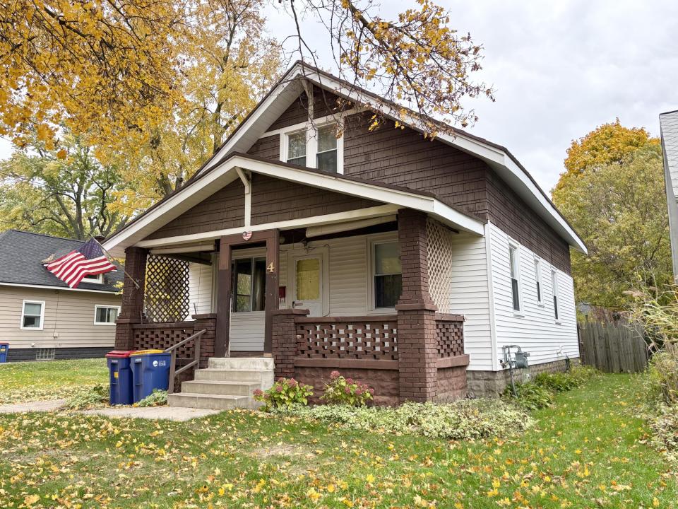 4 Elmwood Street NW, Grand Rapids, מישיגן 49505, ארצות הברית של אמריקה 