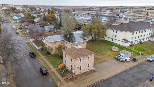 536 538 550 1st Street E, Dickinson, ND 58601, USA