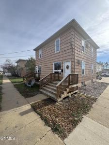 536 538 550 1st Street E, Dickinson, Dakota Del Norte 58601, Estados Unidos