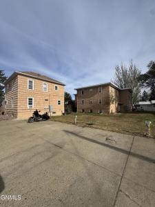 536 538 550 1st Street E, Dickinson, Dakota Del Norte 58601, Estados Unidos