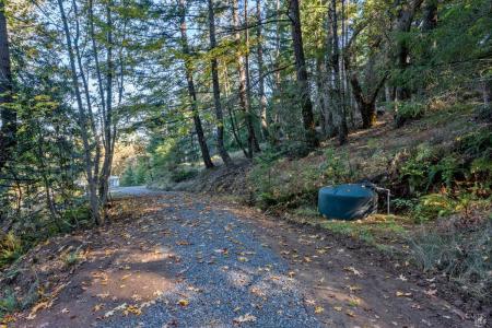 5700 High Point Road, Willits, California 95490, Estados Unidos