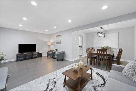 325 W Central Avenue, Lombard, Illinois 60148, HOA KỲ