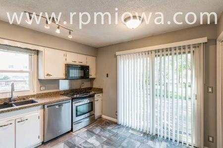 3323 Harcourt Drive, Ames, Iowa 50010, États-Unis