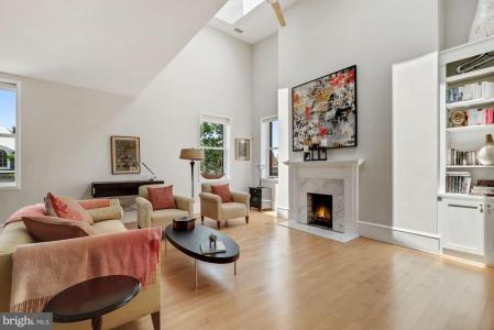 1701 18th Street NW , 401, Washington, Washington D.C. 20009