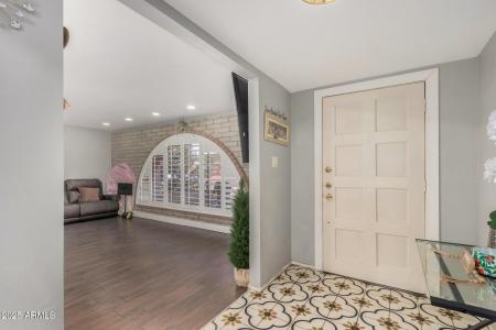 3033 W NORTHVIEW Avenue, Phoenix, Аризона 85051, Соединенные Штаты